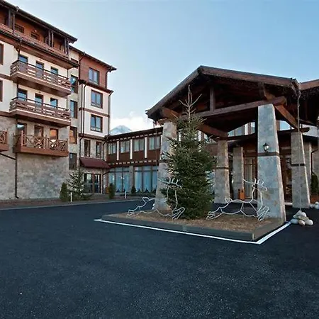 Spacious Luxury With Mountain View - Available * Банско