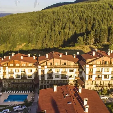 Apartment Spacious Luxury With Mountain View - Available