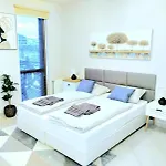 Διαμέρισμα Spacious Luxury With Mountain View - Available *