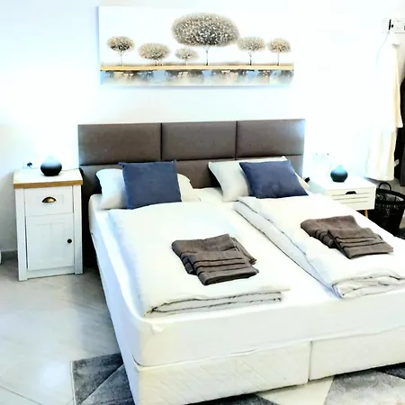 Διαμέρισμα Spacious Luxury With Mountain View - Available *