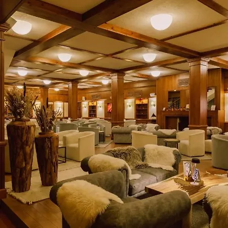 公寓 Spacious Luxury With Mountain View - Available 班斯科