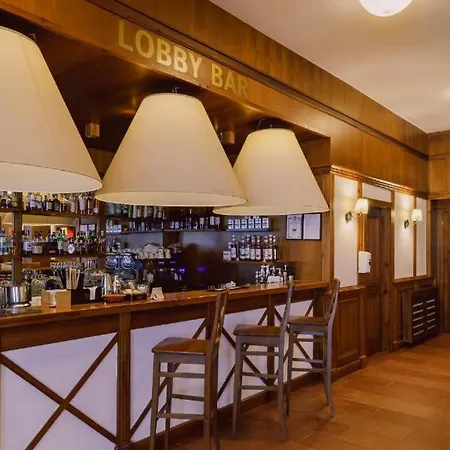 公寓 Spacious Luxury With Mountain View - Available 班斯科