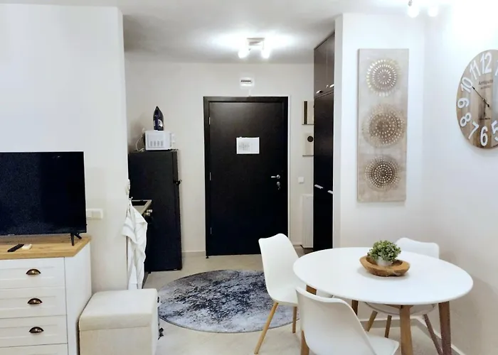 Spacious Luxury With Mountain View - Available * Bansko